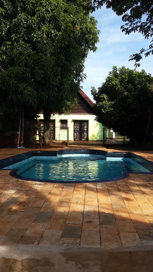Casa Folks - Bed And Breakfast Puerto Iguazú Exterior foto